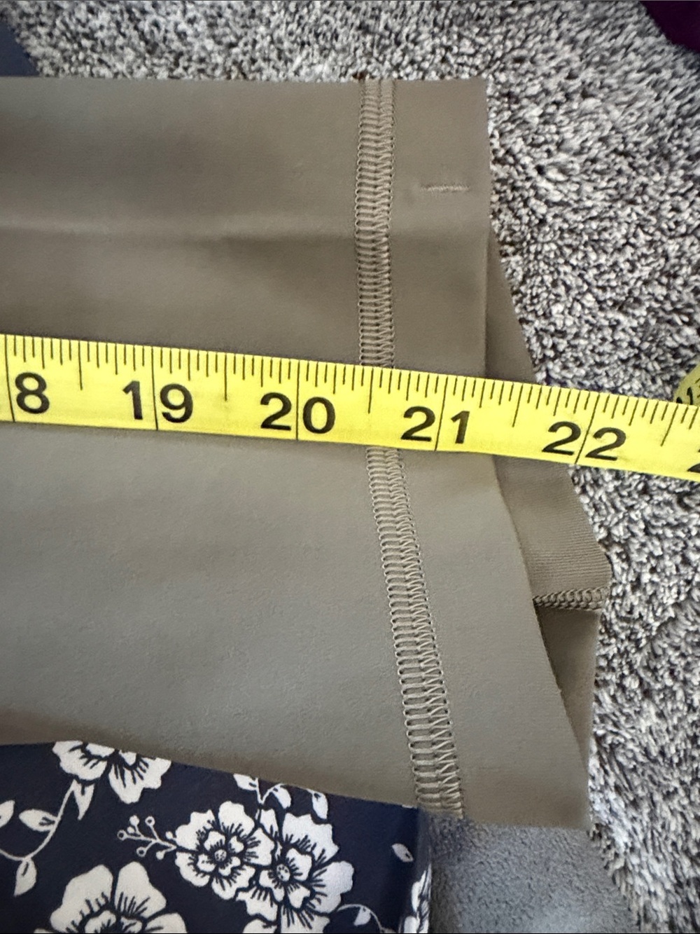 lululemon athletica gray Leggings with Side Pockets - Picture 4 of 4